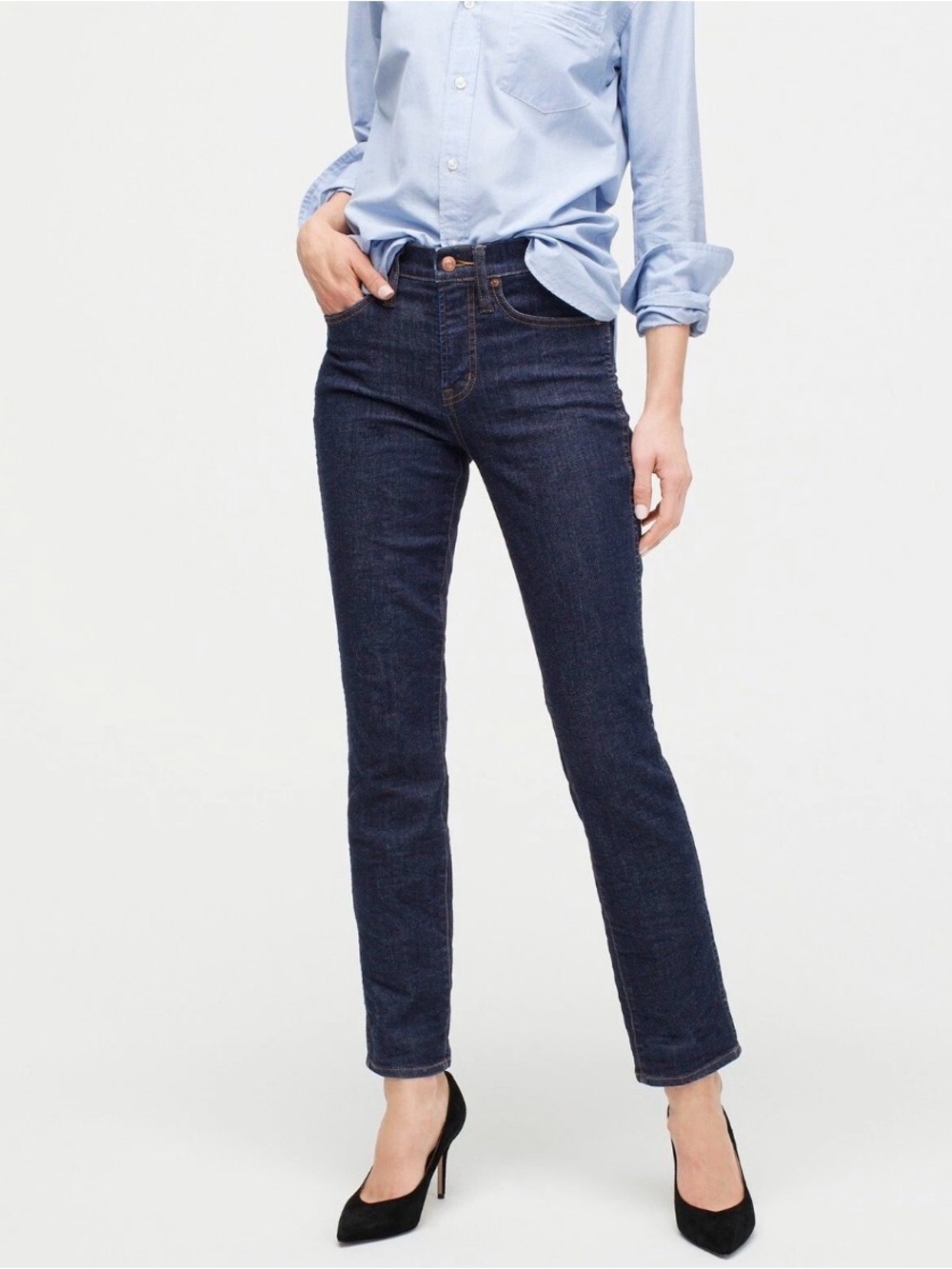 J.Crew 9” Mid-rise Vintage Slim-straight  jean in Resin Rinse. Size 29